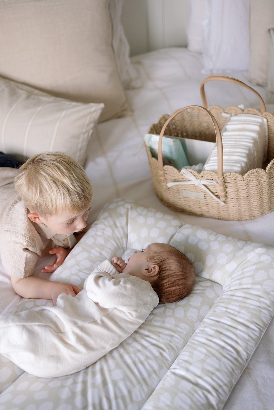 Scallop Comfort Changing Mat